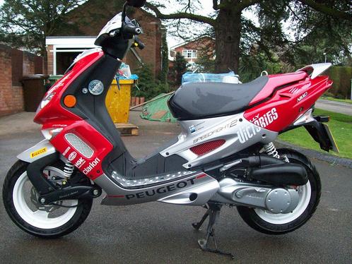 NETTE 2 TAKT A OF B KLASSE SCOOTER GEZOCHT!!!, Fietsen en Brommers, Scooters | Overige merken, Ophalen