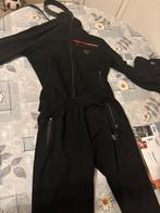 Ensemble prada noir M ou S, Enlèvement, Porté, Prada