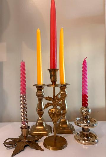 Vintage messing kandelaars beschikbaar voor biedingen