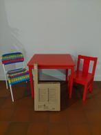 Kindertafel met 3 stoeltjes, Ophalen, Zo goed als nieuw
