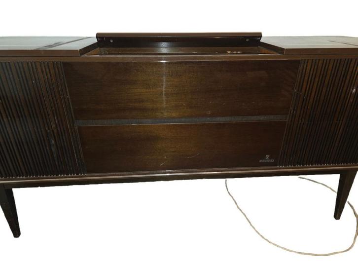 Vintage Grundig stereo meubel / radiomeubel met platenspeler, Maison & Meubles, Armoires | Dressoirs, Enlèvement