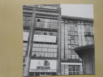 8 foto's van 9 cm x 9 cm van Brusselse gebouwen (rond 1985), Verzamelen, Gebruikt, 1980 tot heden, Foto, Ophalen of Verzenden