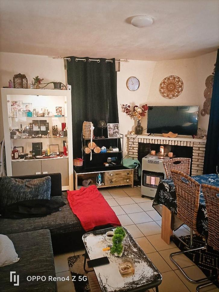 Appart. Rez.  Gouvy 1 chbres + bureau + cours + jardin, Immo, Appartements & Studios à louer, Province de Luxembourg, 50 m² ou plus