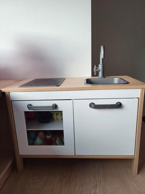 Ikea keukentje met veel toebehoren, Kinderen en Baby's, Speelgoed | Speelkeukens, Gebruikt, Ophalen