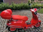 Vespa primavera elettrica special edition RED.45 km/u., Fietsen en Brommers, Ophalen, Elektrisch, 0 cc, Klasse B (45 km/u)