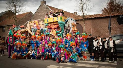 Mooie loopgroep thema met carnaval komen wij boven water, Kleding | Dames, Carnavalskleding en Feestkleding, Zo goed als nieuw