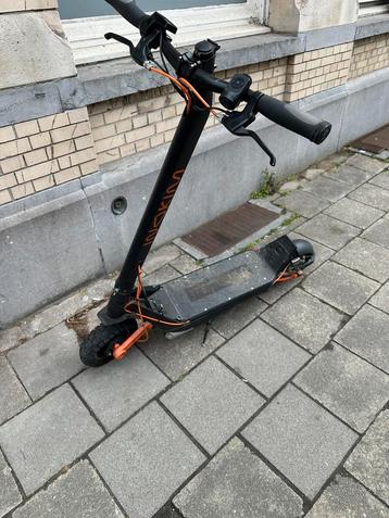 Elektrische step İnokim  beschikbaar voor biedingen