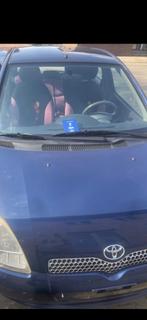 Toyota yaris 2003 AUTOMATIC benzine 150.000km, Auto's, Stof, Zwart, Blauw, Particulier