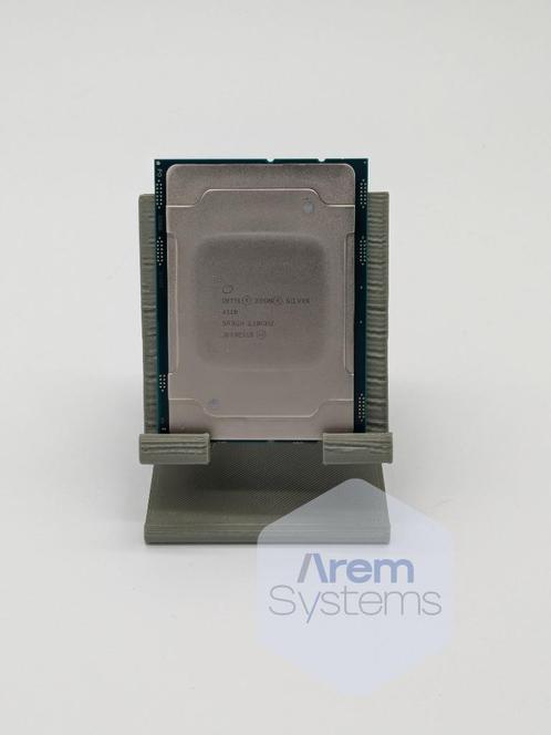 Intel Xeon Silver 4110 8-core 16-thread @ 2.10 GHz, Computers en Software, Processors, Gebruikt, 8-core, 2 tot 3 Ghz, Ophalen of Verzenden
