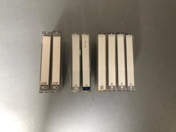 Acht gebruikte Sony cassettebandjes beschikbaar voor biedingen