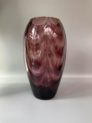 Vase Doyen beschikbaar voor biedingen