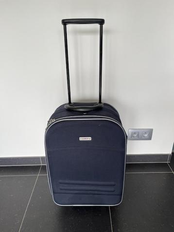 Trolley - reiskoffer ( 37 x 55 ) met uitschuifbare handgreep beschikbaar voor biedingen