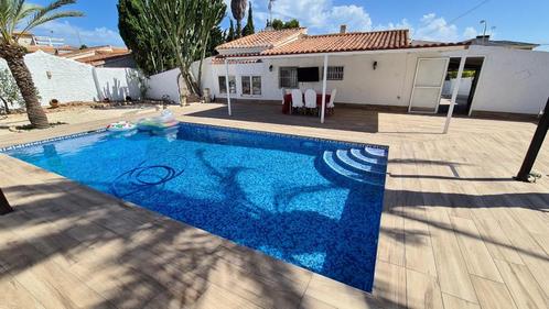 Torrevieja Spanje aguas nuevas onafhankelijke villa met 3 sl, Vakantie, Vakantiehuizen | Spanje, Costa Blanca, Landhuis of Villa