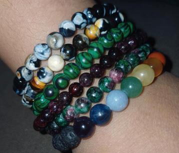 Collection de Bracelets en pierre semi-précieuses + bague beschikbaar voor biedingen