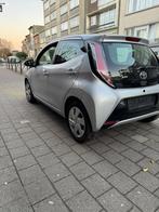 Toyota aygo benzine 94dkm new staat*0032485905657, Autos, Toyota, Éclairage LED, Achat, Entreprise, Boîte manuelle
