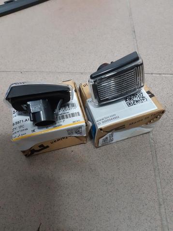 volvo clignotant blanc 240 740 960 850  beschikbaar voor biedingen