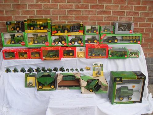 Diverse landbouwminiaturen JOHN DEERE, Hobby en Vrije tijd, Modelbouw | Auto's en Voertuigen, Nieuw, Overige typen, 1:32 tot 1:50