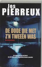 Te Koop Boek DE DODE DIE MET Z'N TWEEËN WAS Jos Pierreux, Gelezen, België, Ophalen of Verzenden, Jos Pierreux