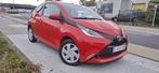 Toyota Aygo 1.0 benzine veel opties, Voorwielaandrijving, Stof, Handgeschakeld, Grijs