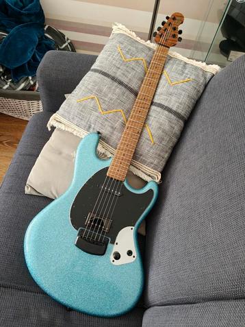Ernie Ball Music Man Stingray Ryan Fluff Bruce signature beschikbaar voor biedingen