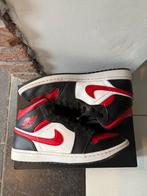 Air jordan 1 fire red taille 44, Kleding | Heren, Schoenen, Ophalen, Overige kleuren, Nike, Zo goed als nieuw