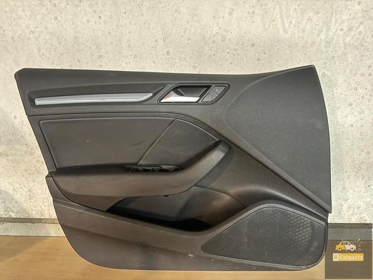 Deur bekleding AUDI A3 S3 RS3 Links voor portier 8V4867105, Auto-onderdelen, Interieur en Bekleding, Audi, Gebruikt