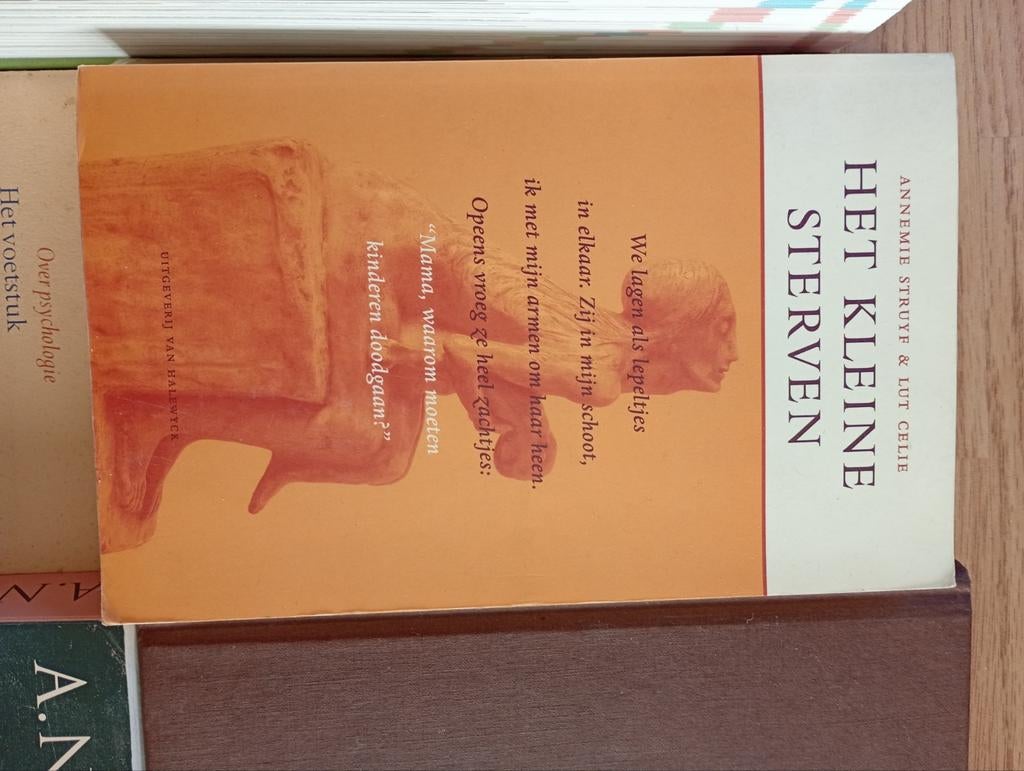 Struyf en Celie. Het kleine sterven, Ophalen