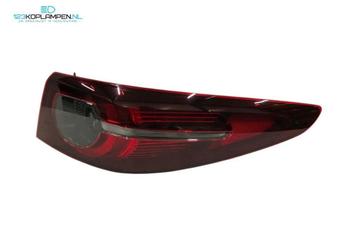 Mazda 3 BP sedan achterlicht rechts LED beschikbaar voor biedingen