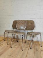 Vintage stoelen van kunstleer en chroom, Huis en Inrichting, Ophalen, Vintage, Leer, Zo goed als nieuw