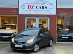 TOYOTA YARIS 1.4D 90PK |AIRCO | RADIO CD | LEDER |, Auto's, Toyota, Voorwielaandrijving, Euro 5, Zwart, 4 cilinders