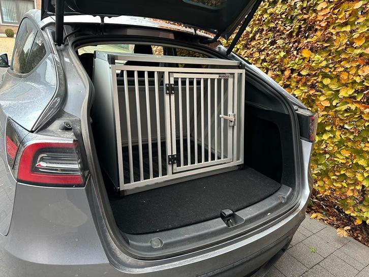 Hundos autobench, Dieren en Toebehoren, Hondenhokken, Zo goed als nieuw, Ophalen