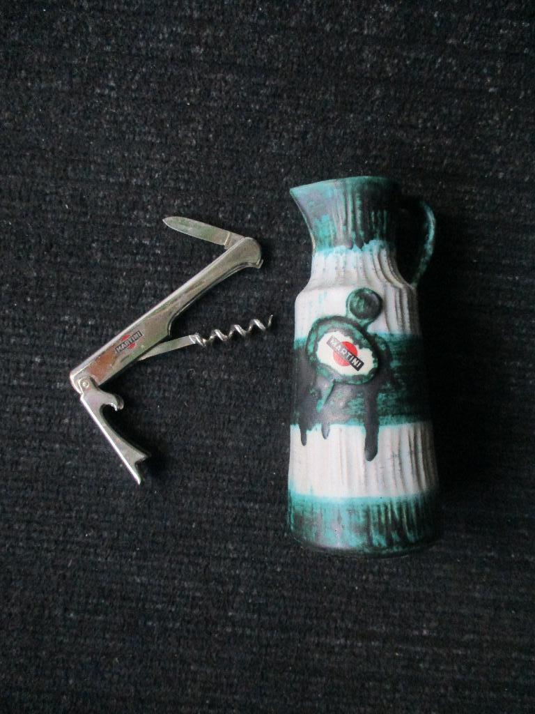 2 stuks  MARTINI--Porselein Kannetje  --Flessentrekker, Collections, Vins, Comme neuf, Autres types, Autres régions, Pleine, Enlèvement ou Envoi