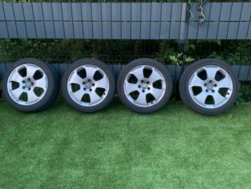 Velgen met banden 17 inch 225 45 R17 beschikbaar voor biedingen