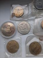 Penningen, 17 stuks, Ophalen, Overige materialen