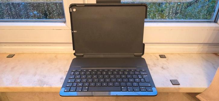 Logitech Slim Folio-hoes voor toetsenbord, Computers en Software, Tablet-hoezen, Nieuw, Bescherming achterkant, Ophalen