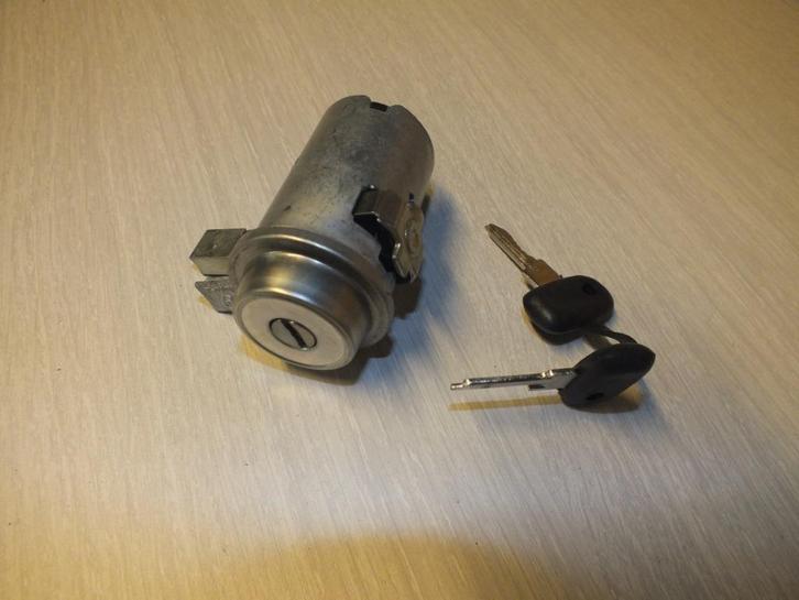 Fiat 124 sleutelschakelaar, Auto-onderdelen, Motor en Toebehoren, Fiat, Nieuw, Ophalen of Verzenden