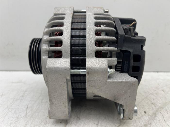 Dynamo van een Renault Clio, Auto-onderdelen, Motor en Toebehoren, Renault, Gebruikt, 3 maanden garantie, Ophalen of Verzenden