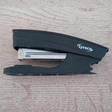 Lyreco nietmachine beschikbaar voor biedingen
