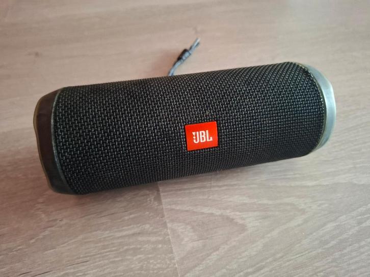 Enceine portable JBL FLIP 4, Audio, Tv en Foto, Luidsprekerboxen, Gebruikt, JBL, Ophalen