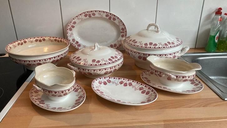 Boch Frères Keramis Trifolium, Antiek en Kunst, Antiek | Servies compleet, Ophalen