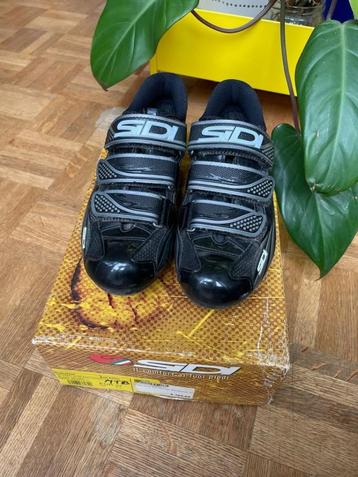 Chaussures de cyclisme femme Sidi Scarpe 36 37 MTB VTT beschikbaar voor biedingen