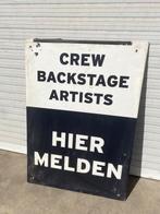 Vintage Crew Backstage Bord - Hier Melden Sign - Man Cave., Huis en Inrichting, Woonaccessoires | Tekstborden en Spreuken, Ophalen of Verzenden