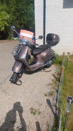 Vespa 300 GTS te koop, Fietsen en Brommers, Ophalen, Zo goed als nieuw, Vespa