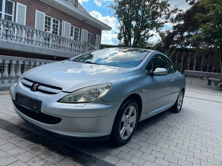 peugeot 307cc, Autos, Peugeot, Particulier, ABS, Phares directionnels, Airbags, Air conditionné, Alarme, Ordinateur de bord, Verrouillage central