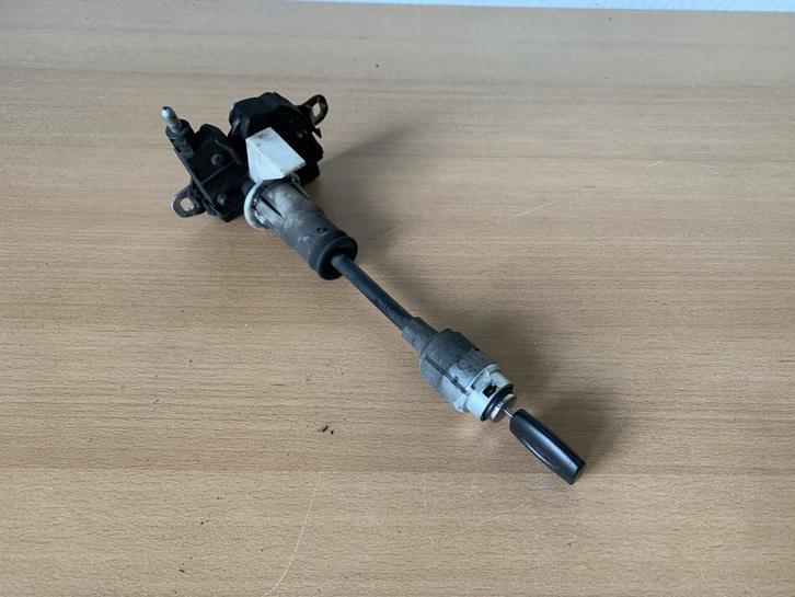 motorkapslot + sleutel ford c-max 2003 tot 2007 compleet set, Auto-onderdelen, Carrosserie, Ford, Gebruikt, Ophalen of Verzenden