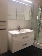 Volledige badkamer met bad + douche, (Half)hoge kast, 25 tot 50 cm, Minder dan 50 cm, 150 tot 200 cm