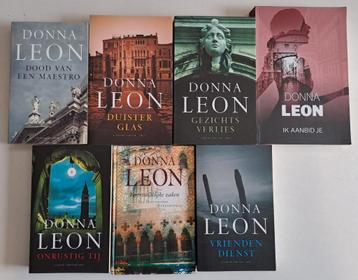 Thrillers & Detective & Oorlog (21) beschikbaar voor biedingen