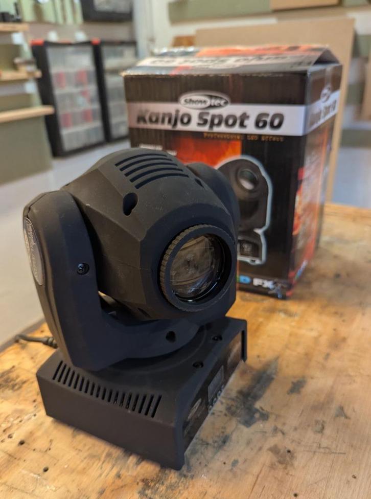 Showtec Kanjo Spot 60, Muziek en Instrumenten, Licht en Laser, Nieuw, Licht, Geluidgestuurd, Kleur, Stroboscoopeffect, Ophalen