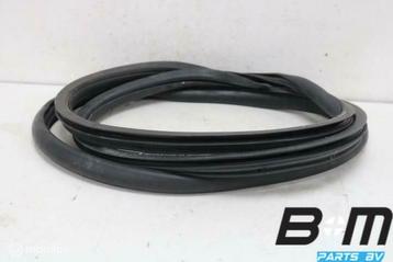 Portierrubber links of rechtsvoor VW Caddy 2K 2K0837911H