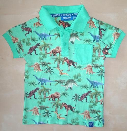 Licht groene polo (korte mouw) met dino's Someone, maat 104, Enfants & Bébés, Vêtements enfant | Taille 104, Comme neuf, Garçon